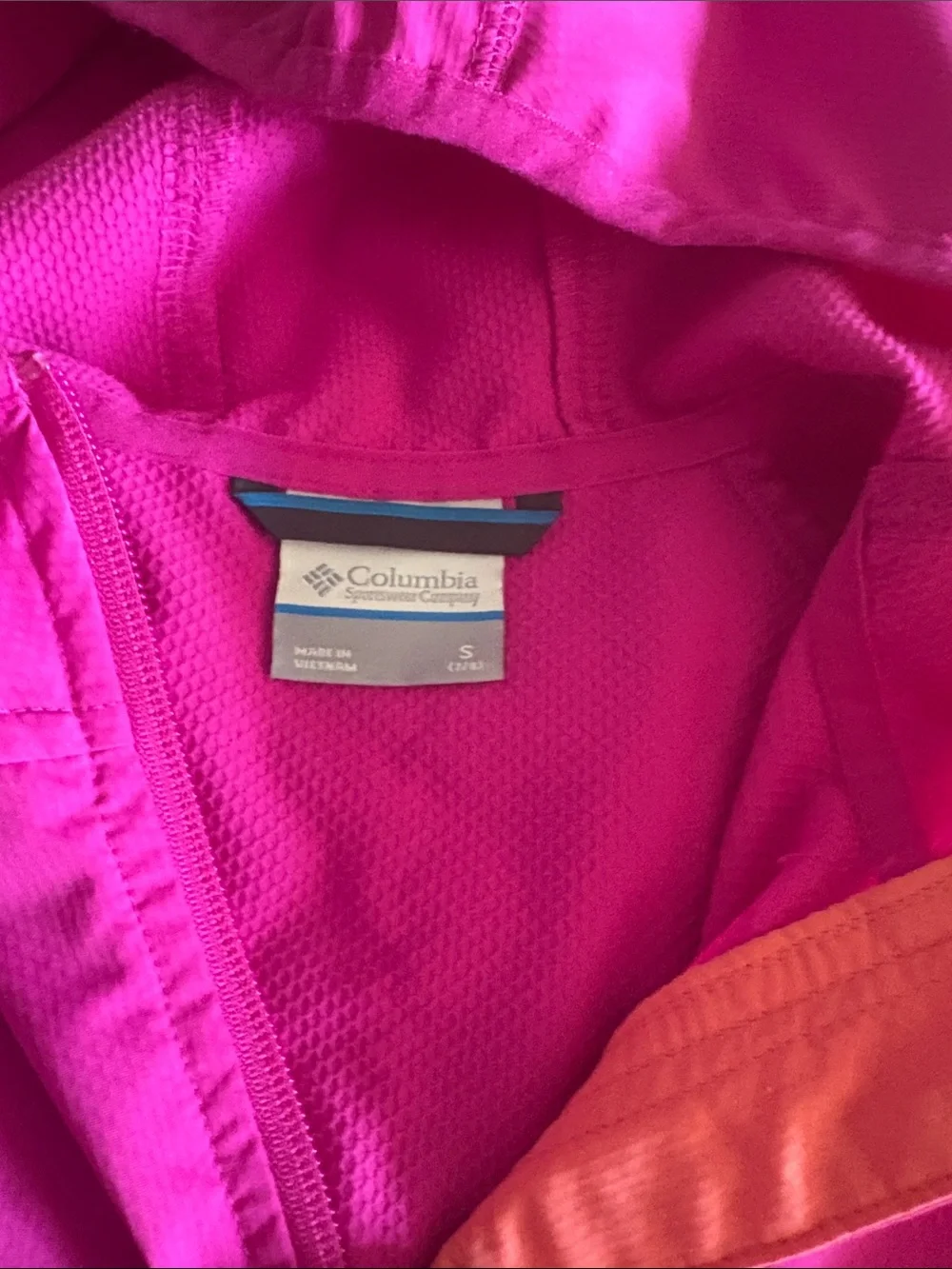 Columbia Girls' Hooded windbreaker in Bright Pink with Coral Panels size small